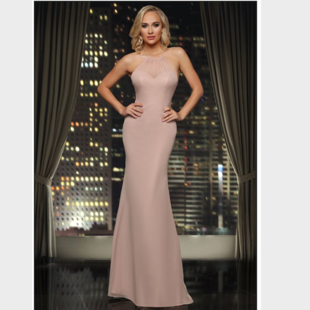Ashely and Justin Style 20327 Size 4 Buff
